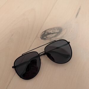 Black Aviator Sunglasses